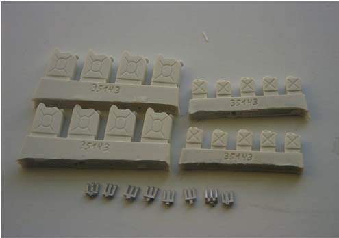 MR-35243 Öl- und Treibstoffkanister Kunststoffausführung (NATO)